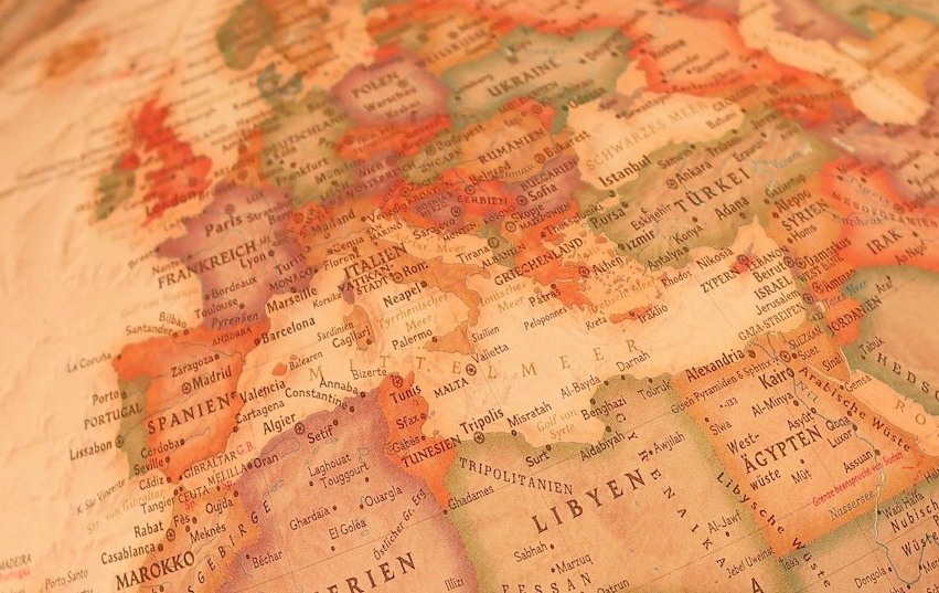 Image-by-Maksim-Shutov-in-Unsplash